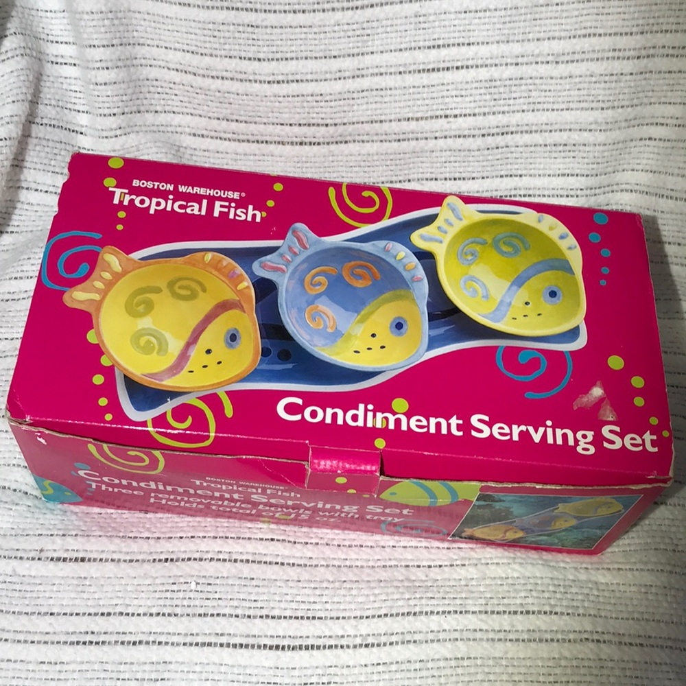 Tropical Fish Condiment Serving Set